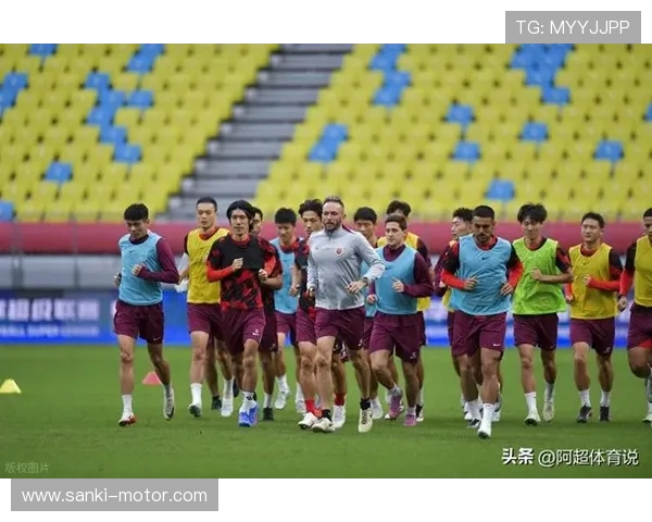 中超强队风采：豪门对决展现竞争力增强和球迷热情高涨