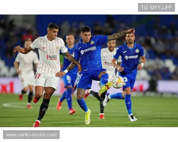 塞维利亚保级压力加剧,联赛后半程形势变化影响球队赛季走势 塞维利亚保级压力加剧,联赛后半程形势变化影响球队赛季走势