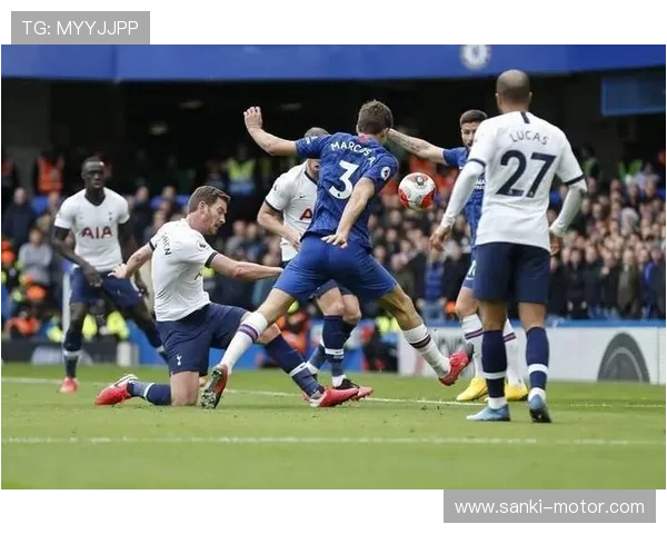 切尔西大规模引援持续引争议,对球队稳定表现与赛季竞争产生双重影响 切尔西大规模引援持续引争议,对球队稳定表现与赛季竞争产生双重影响