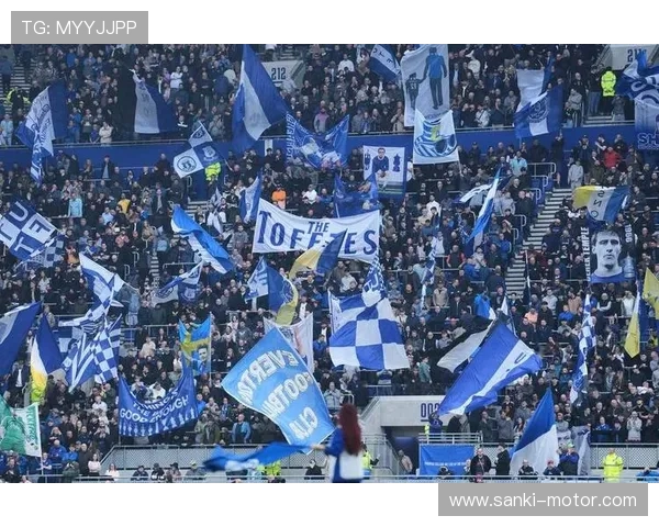 热刺溃散危机:战术失衡与内部矛盾下的豪门困境,球迷眼中的转型之路有多长? 热刺溃散危机:战术失衡与内部矛盾下的豪门困境,球迷眼中的转型之路有多长?